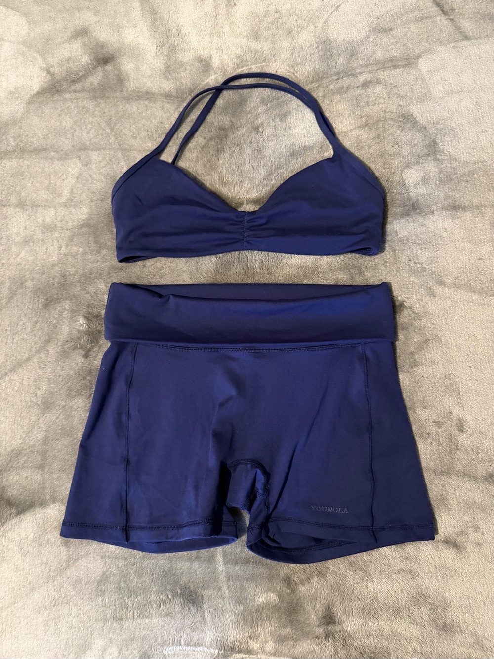 Youngla Olympia set